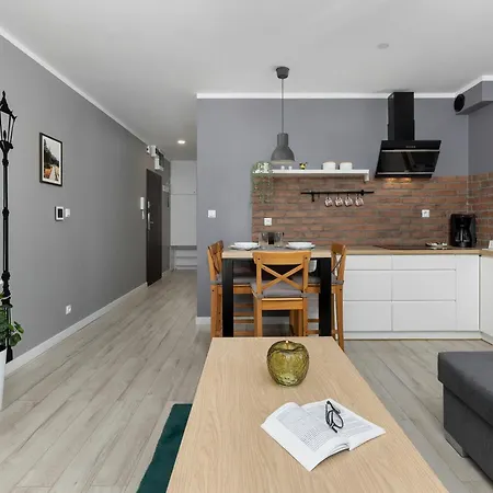 公寓 Unique With A Beautiful View And Balcony By Renters
