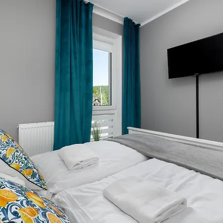 Unique With A Beautiful View And Balcony By Renters * 斯克拉斯卡波伦巴