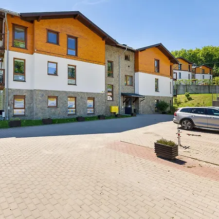 Unique With A Beautiful View And Balcony By Renters Apartament
