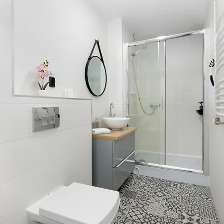 公寓 Unique With A Beautiful View And Balcony By Renters *