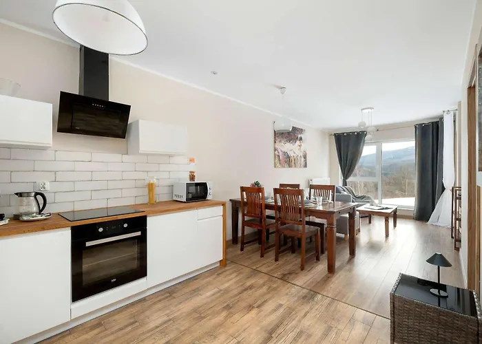 Unique With A Beautiful View And Balcony By Renters Апартаменты Шклярска-Поремба